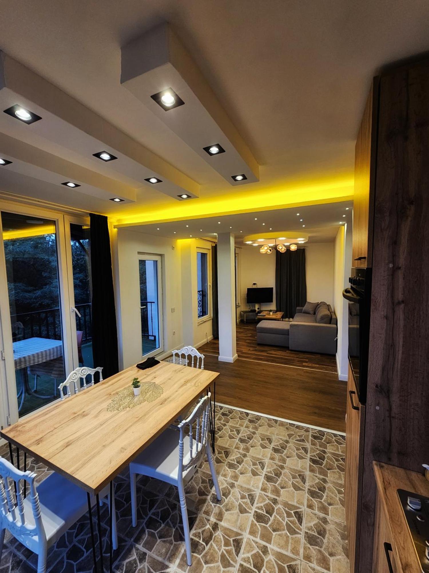 Green Apartments Prishtina พริสตีนา ภายนอก รูปภาพ