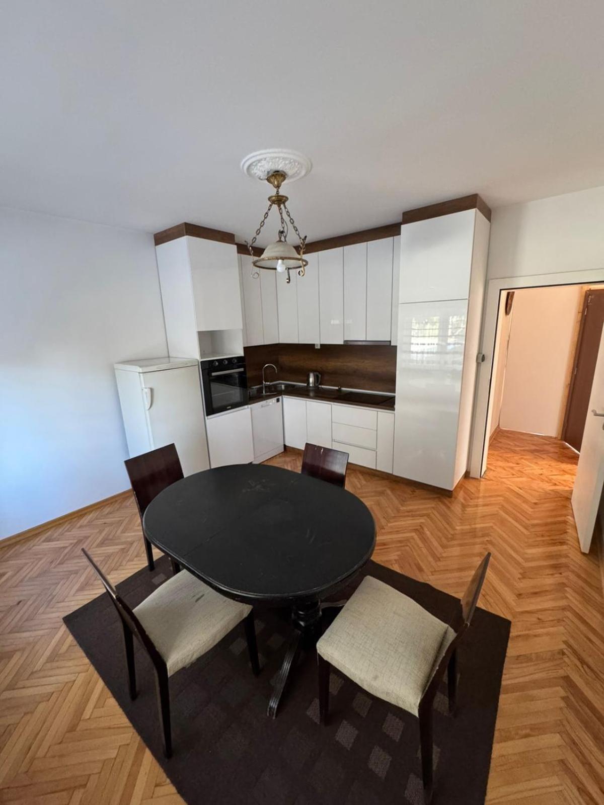 Green Apartments Prishtina พริสตีนา ภายนอก รูปภาพ