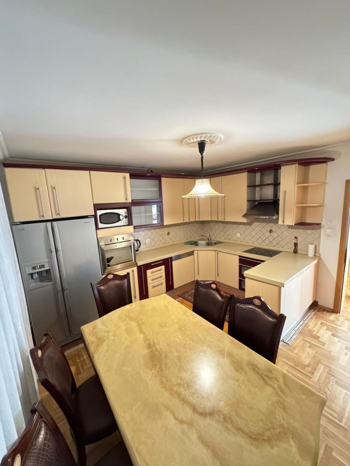 Green Apartments Prishtina พริสตีนา ภายนอก รูปภาพ